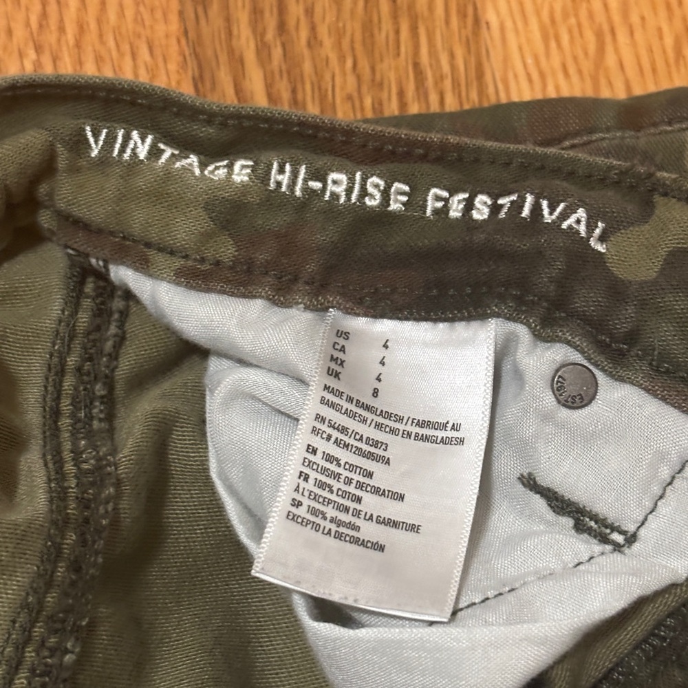 American Eagle Outfitters Green Camo Jean Shorts - Picture 4 of 4
